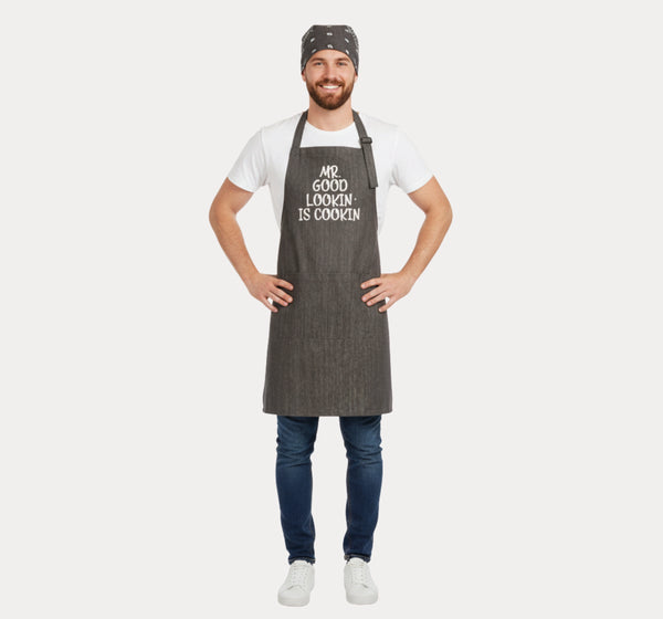Black Kitchen Apron UK – lifestyle kitchen scene